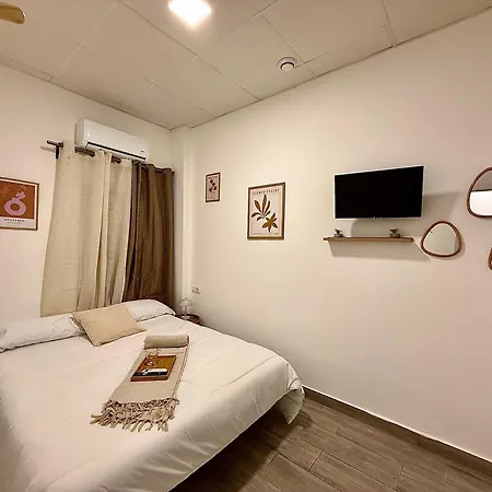 Guest house Castillo Santa Barbara *